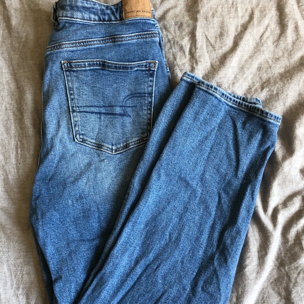 American Eagle Stretch Mom Jean